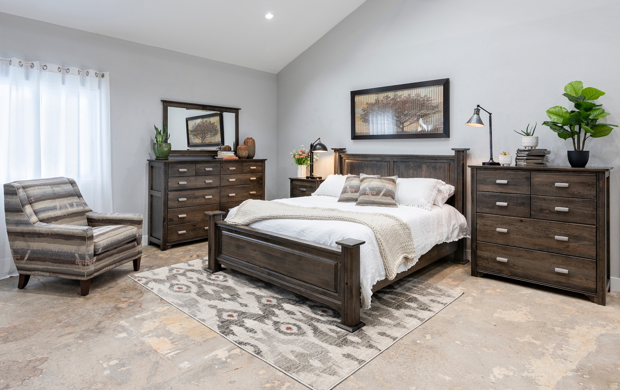 Woodley Brothers Mfg. Highlander Master Bedroom Set